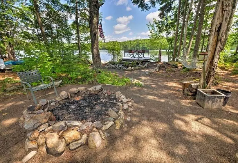 Waterfront Great Pond Cottage W/ Hot Tub & Deck!