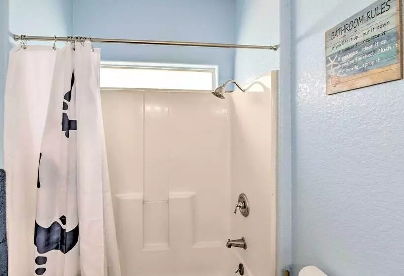 Bay City Home W/ Dock, Ocean Views + Access!