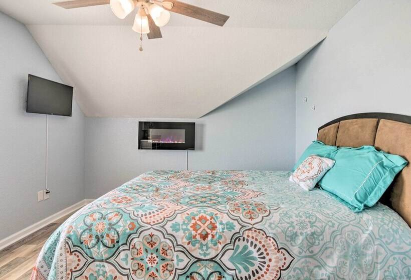 Bay City Home W/ Dock, Ocean Views + Access!