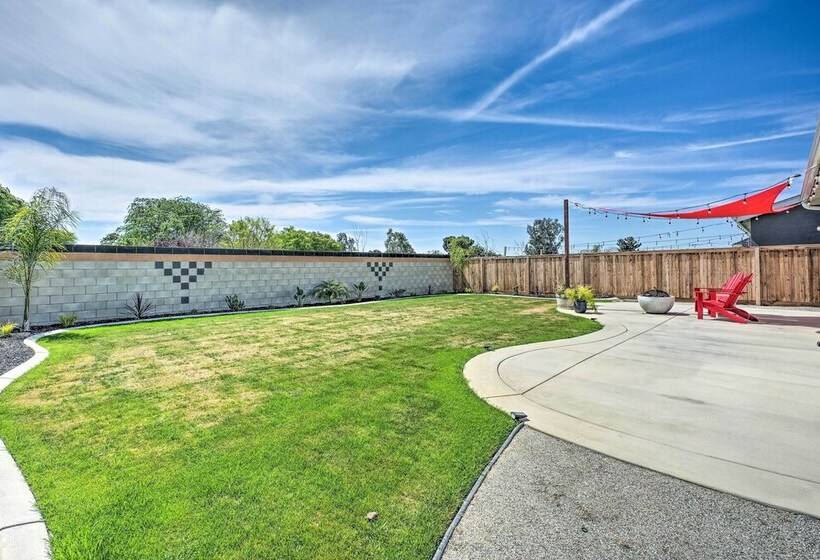 Charming Bakersfield Home W/ Yard & Patio!