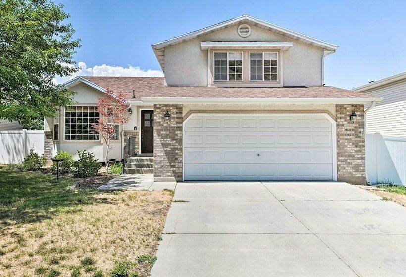 Charming Family Home W/ Yard, Pets Welcome!