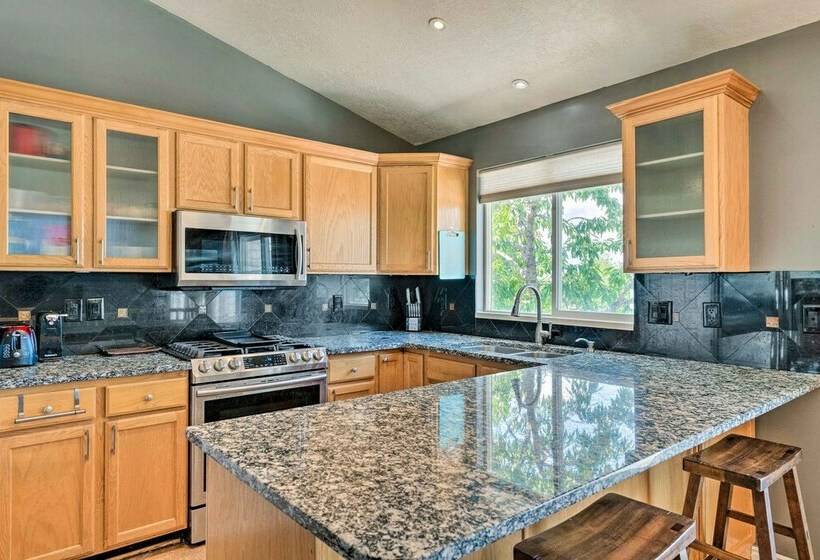 Charming Family Home W/ Yard, Pets Welcome!