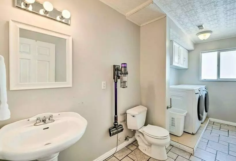 Charming Family Home W/ Yard, Pets Welcome!