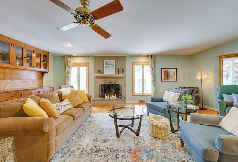 Charming Home W/ Pool + Deck ~ 9 Mi To Umich!