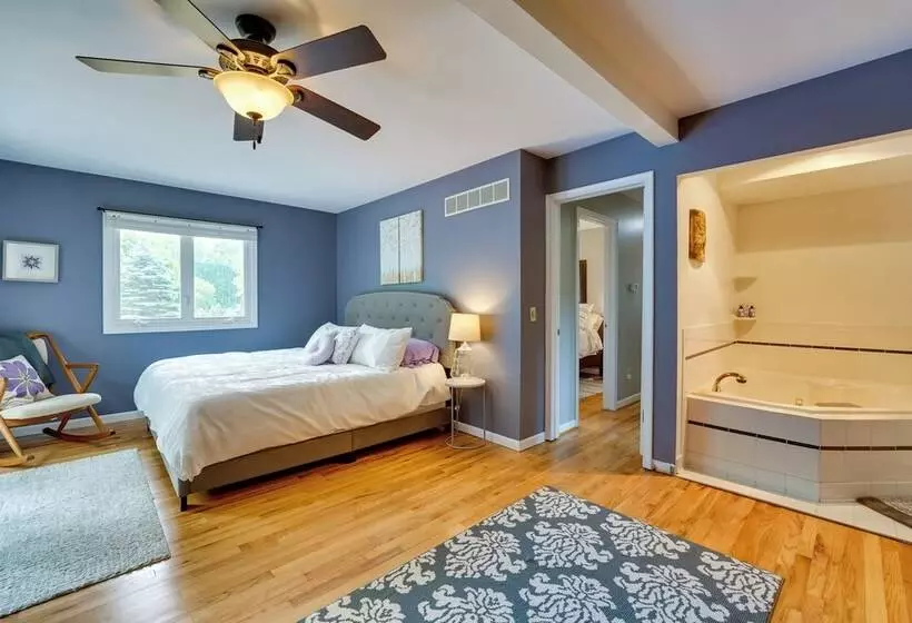 Charming Home W/ Pool + Deck ~ 9 Mi To Umich!