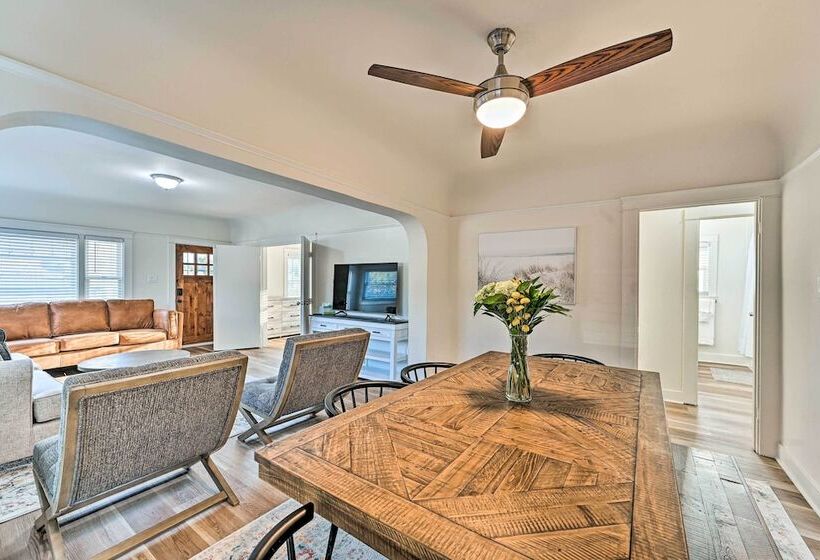 Updated Poway Farmhouse: Walk To Parks!