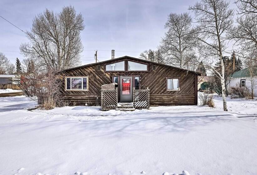 Near Colorado River: Kremmling Home W/ Mtn Views!