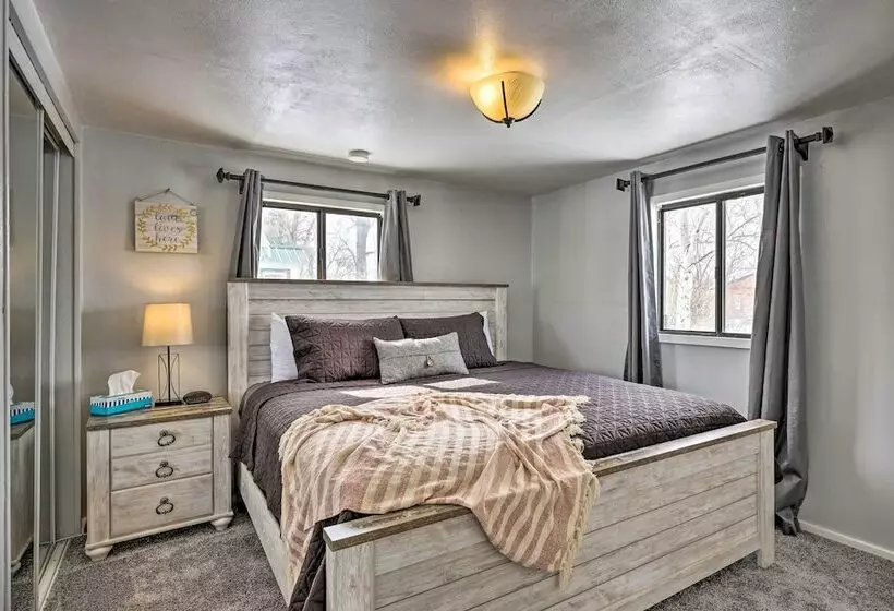 Near Colorado River: Kremmling Home W/ Mtn Views!