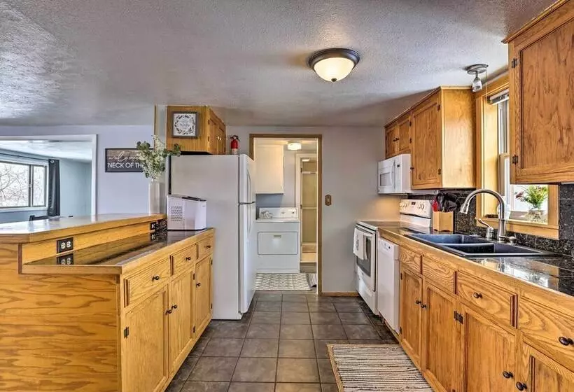 Near Colorado River: Kremmling Home W/ Mtn Views!