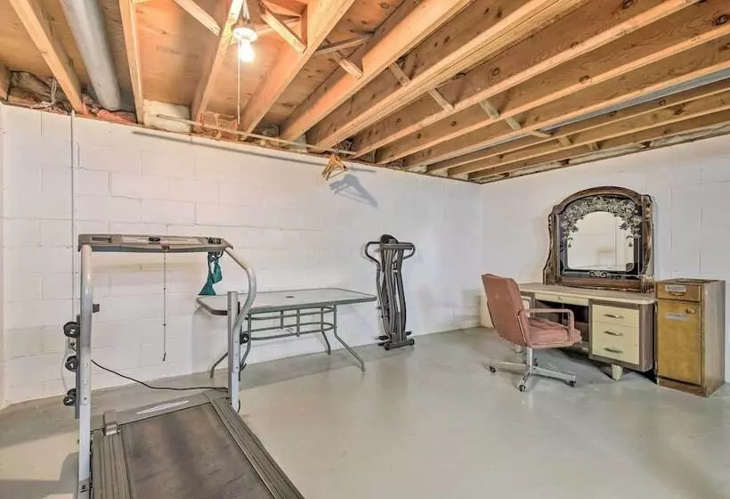 Cozy White Pine Home   10 Mi To Porcupine Mtn