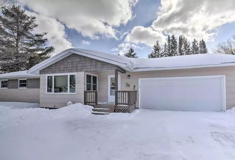 Cozy White Pine Home   10 Mi To Porcupine Mtn