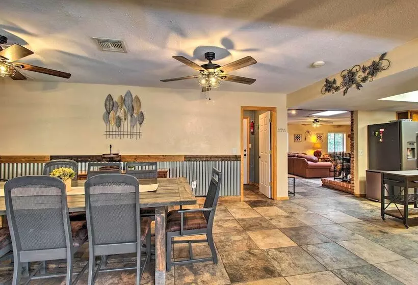 Hike & Unwind: Lakeside Home W/ Fire Pit!