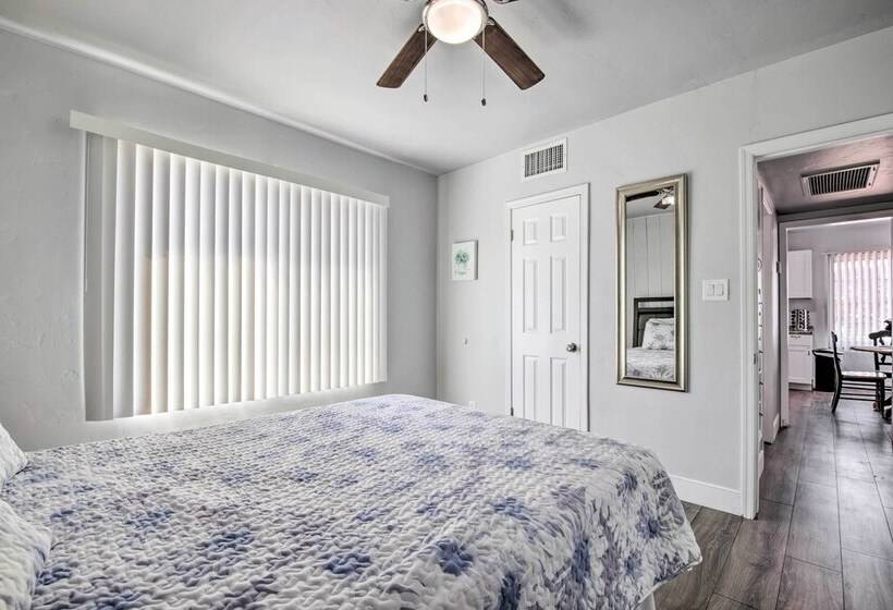 Family Friendly Mesa Home ~ 1 Mi To Downtown!