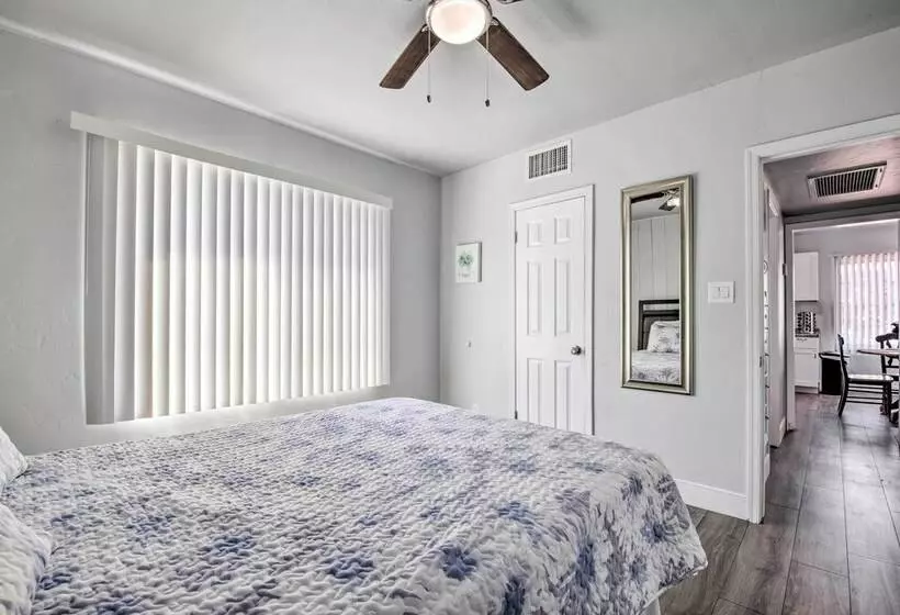 Family Friendly Mesa Home ~ 1 Mi To Downtown!