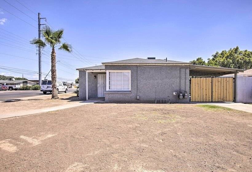 Family Friendly Mesa Home ~ 1 Mi To Downtown!