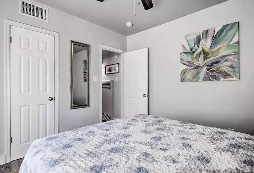 Family Friendly Mesa Home ~ 1 Mi To Downtown!