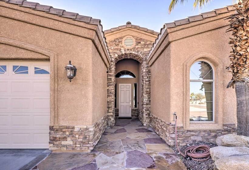 Convenient Lake Havasu City Gem W/ Pool + Views!