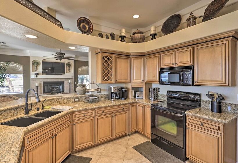 Convenient Lake Havasu City Gem W/ Pool + Views!