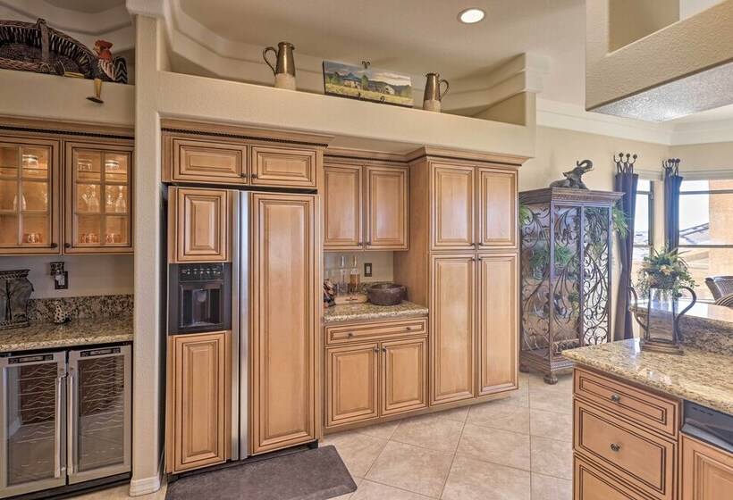 Convenient Lake Havasu City Gem W/ Pool + Views!