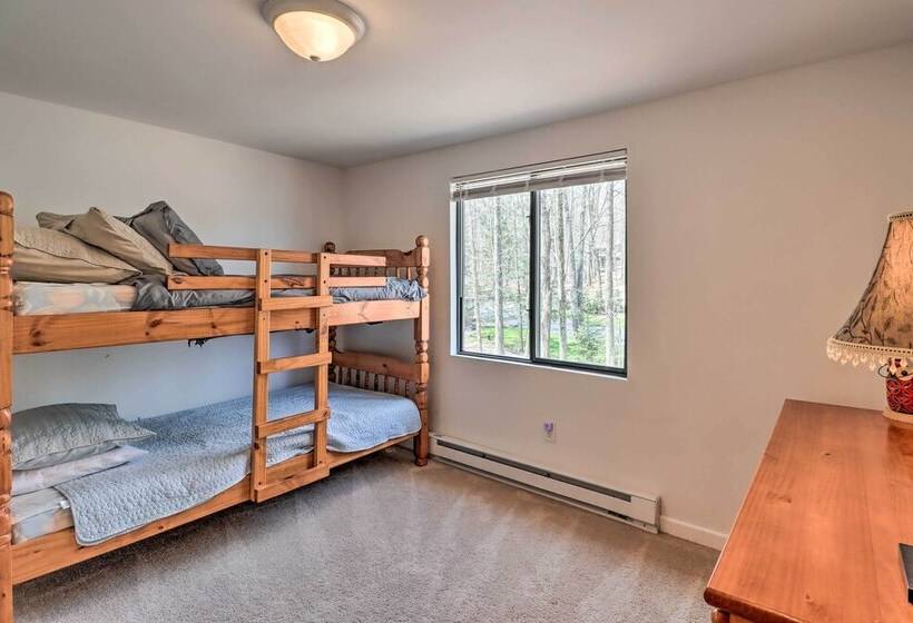 Pocono Lake Home W/ Fire Pit: Walk To Ski Hill!
