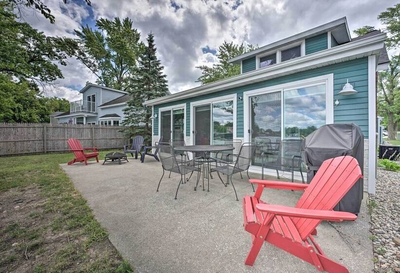 Lakeside Retreat W/ Office & Stunning Views!