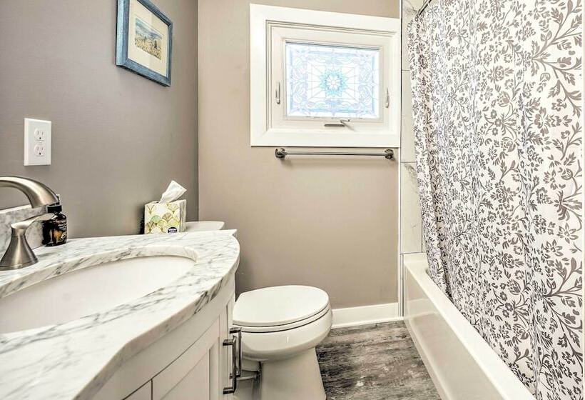 Lakeside Retreat W/ Office & Stunning Views!