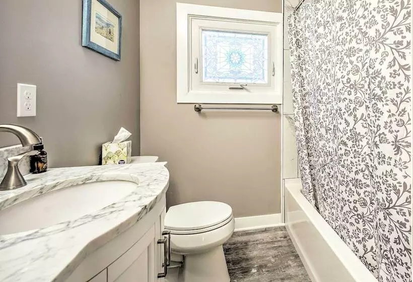 Lakeside Retreat W/ Office & Stunning Views!