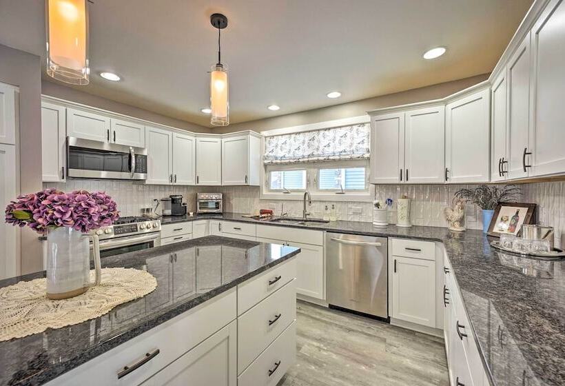 Lakeside Retreat W/ Office & Stunning Views!