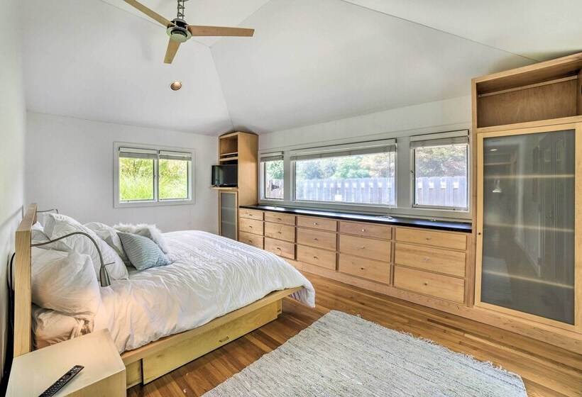 Luxury South Bend Home ~ 1 Mi To Notre Dame!