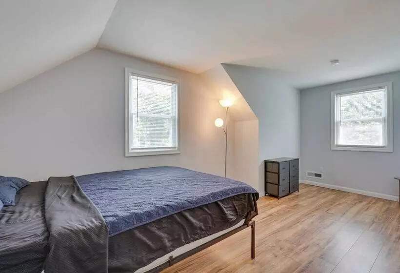 Middletown Township Home, Close To Beaches!