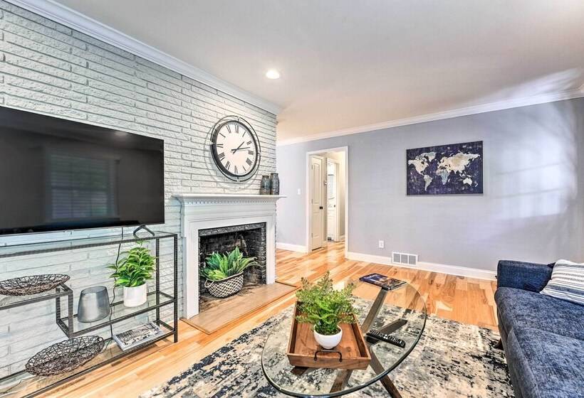 Pet Friendly Charlotte Home W/ Fenced Yard!