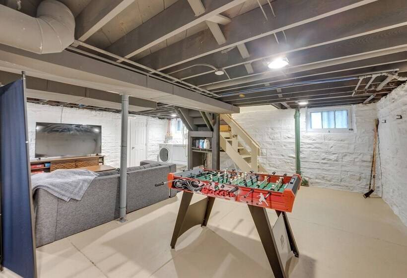 Pet Friendly St Louis Home W/ Grill & Backyard