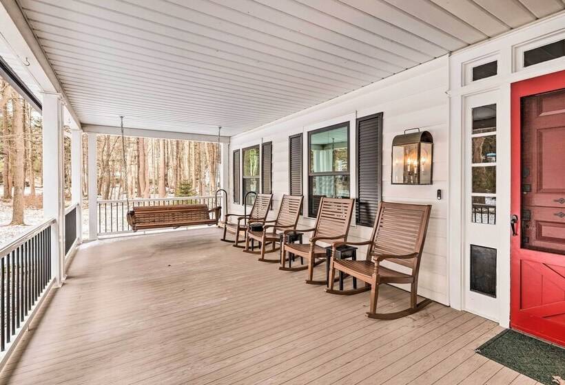 Pocono Pines Family Home W/ Private Hot Tub!