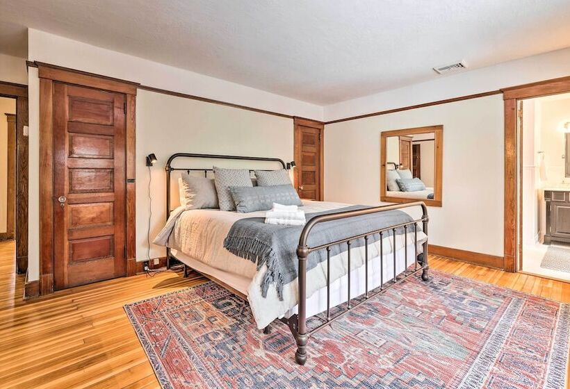 Pocono Pines Family Home W/ Private Hot Tub!