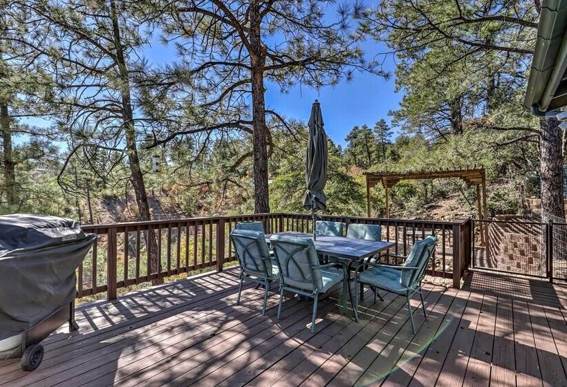 Prescott Cabin W/ Deck & Mtn Views: 4 Mi Downtown!