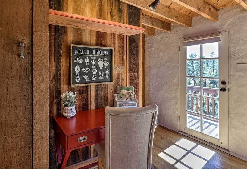 Prescott Cabin W/ Deck & Mtn Views: 4 Mi Downtown!