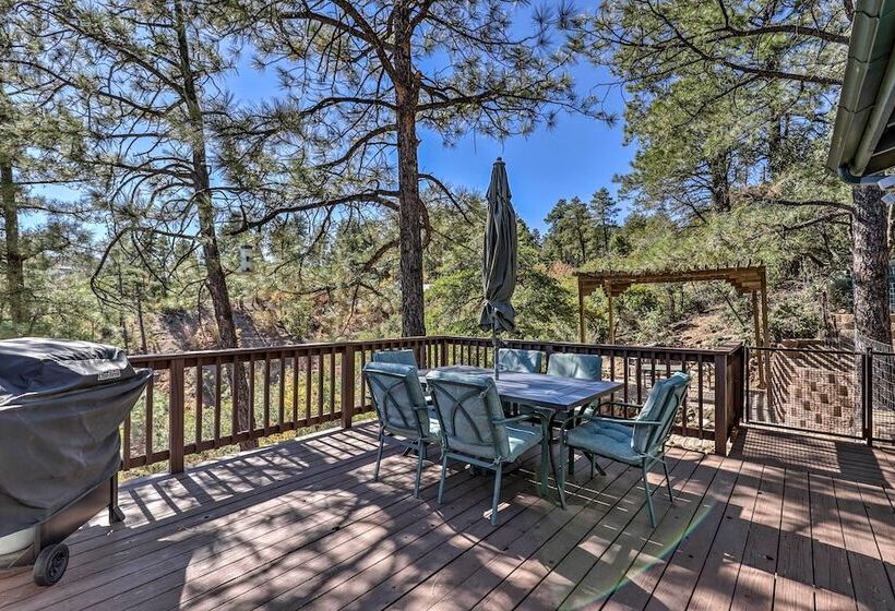 Prescott Cabin W/ Deck & Mtn Views: 4 Mi Downtown!