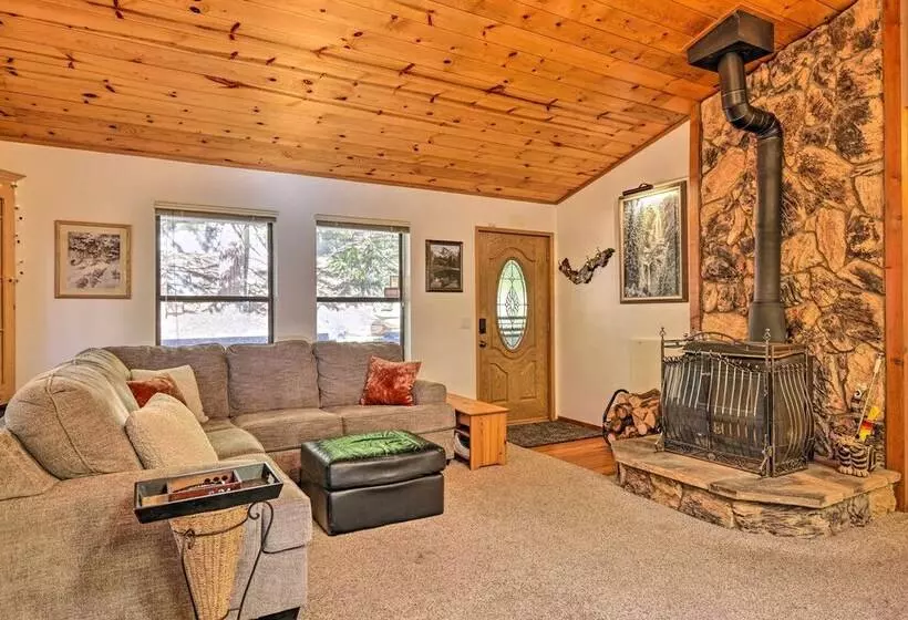 Deck W/ Forest Views: Quiet Twain Harte Cabin!