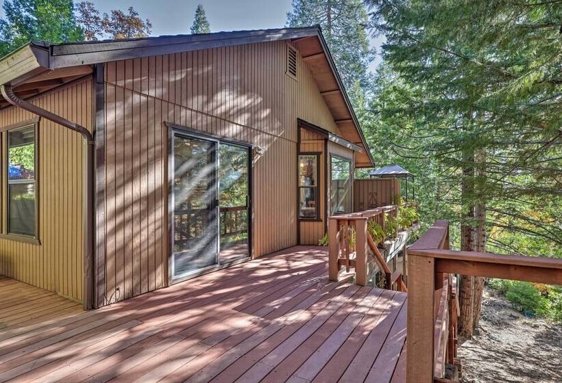Deck W/ Forest Views: Quiet Twain Harte Cabin!