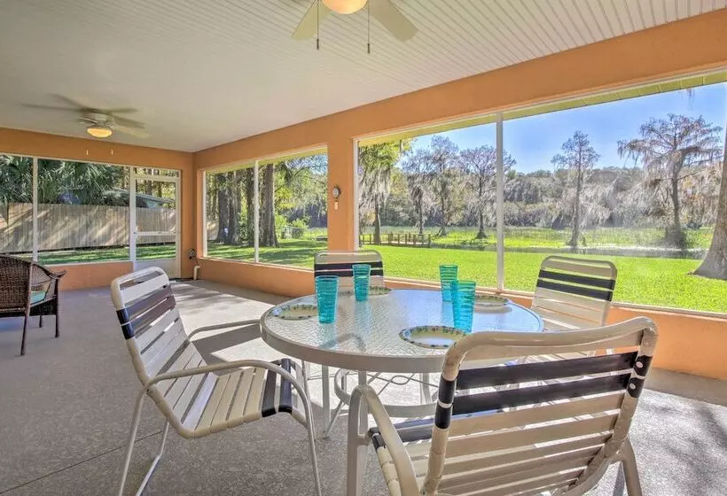 Rainbow River Oasis W/ Kayaks + Furnished Sunroom!