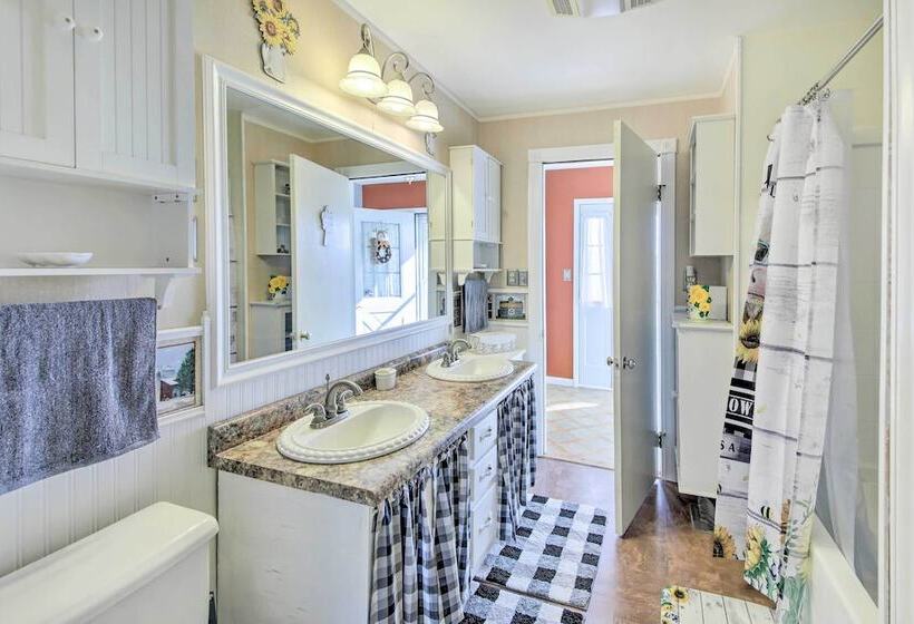 Scenic Gosport Getaway, Over 100 Years Old