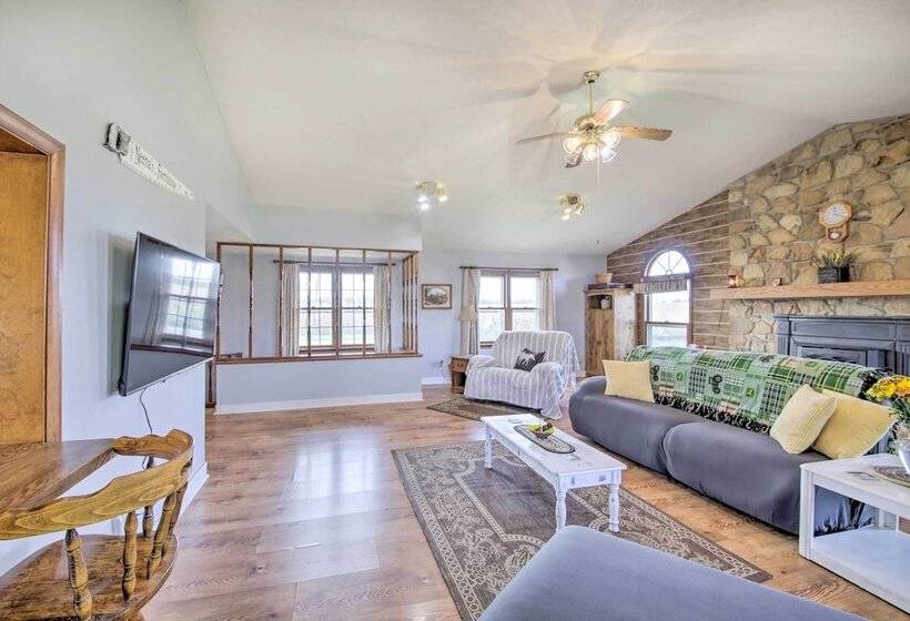 Scenic Gosport Getaway, Over 100 Years Old