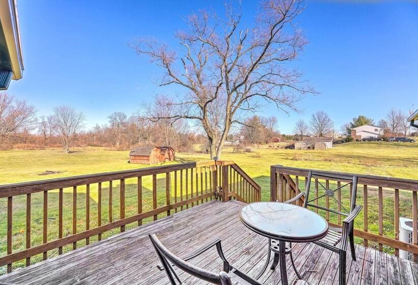 Spacious Liberty Township Home W/ Large Yard!