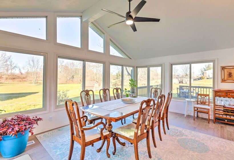 Spacious Liberty Township Home W/ Large Yard!