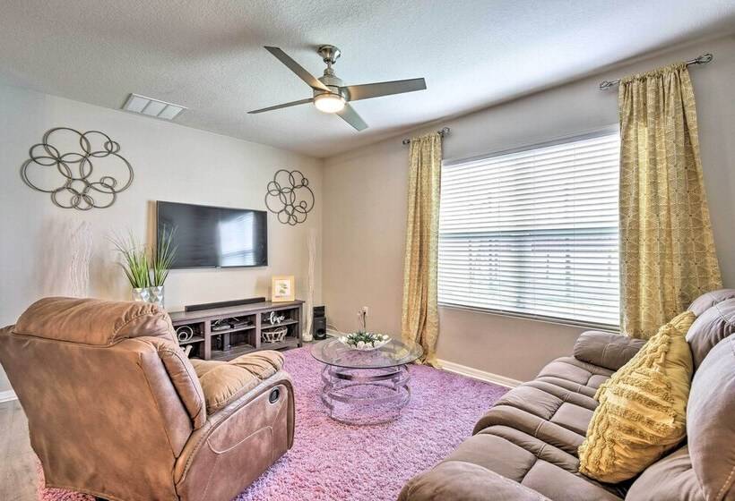 Sun City Center Home: 20 Mi To Downtown Tampa