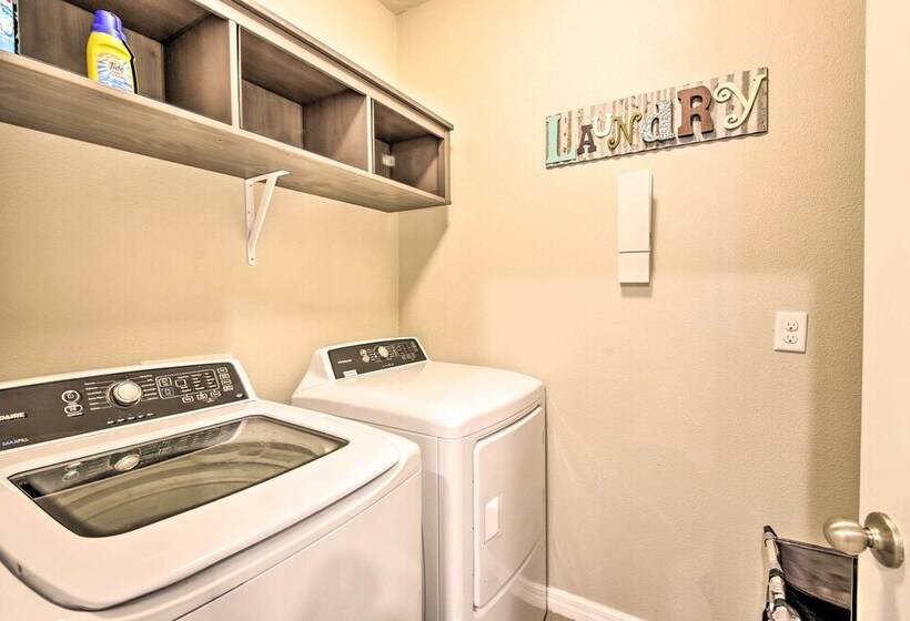 Sun City Center Home: 20 Mi To Downtown Tampa