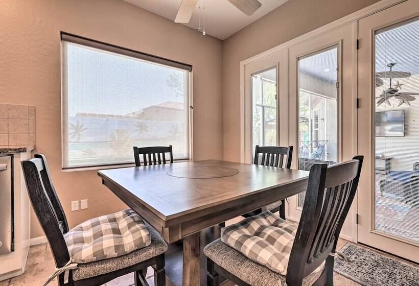 Sun Drenched Home W/ Private Pool In Goodyear