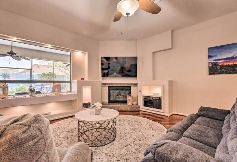 Sun Drenched Home W/ Private Pool In Goodyear