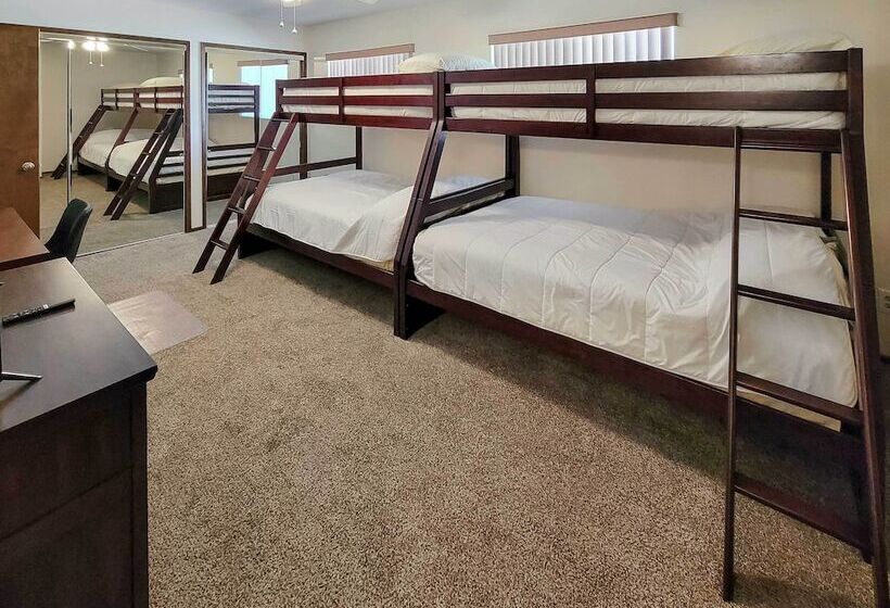 Bullhead City Home < 1/2 Mi To River & Boat Launch