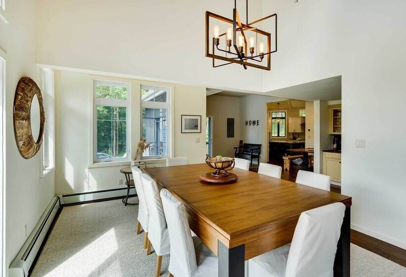 The Mountain House: Windham Retreat W/ Hot Tub!